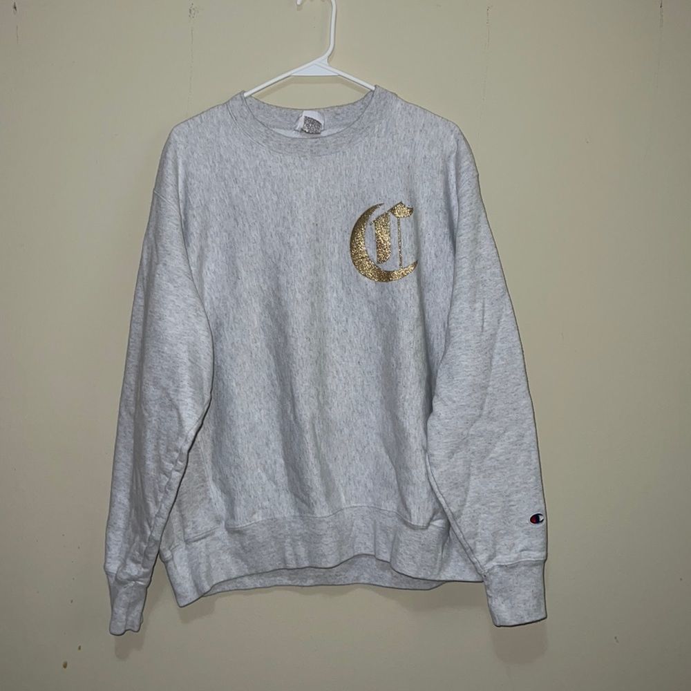 Size large champion crew neck